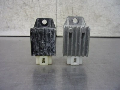 A HONDA REFLEX NSS 250 2005 465 OEM  SET CARBURETOR  (TWO) - Imagem 1 de 4