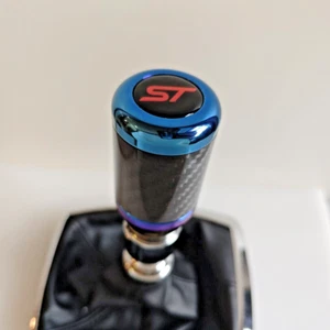 ST CARBON TITAN SHIFT GEAR KNOB for FORD FOCUS MK2 MK3 MK4 FIESTA MK7 MK8 2.0 RS - Afbeelding 1 van 7