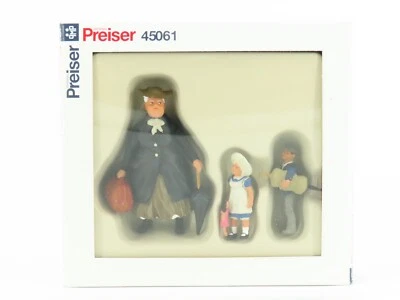 G 1/22.5 Scale Preiser 45061 Aunt Tulli w/ Nephew & Niece Figures 3-Pack - Image 1 of 4
