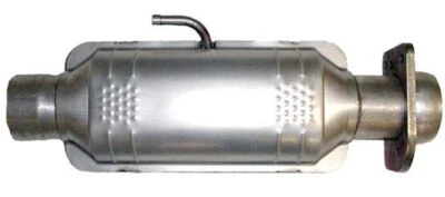 Convertidor catalítico para Chevrolet Camaro 1987-1988 5,7 L V8 GAS OHV Foto 1 de 4