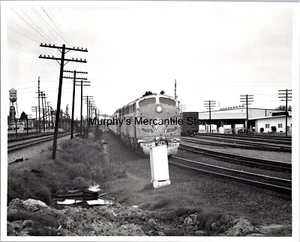 Foto locomotora California Zephyr tren de pasajeros Pacífico occidental 803-A 8x10 pulgadas - Imagen 1 de 2