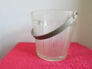 Vintage unmarkierter 5" Glas Eiskübel mit Metallgriff & Lamellen-Design - Eicheneimer-Optik - Bild 1 von 5
