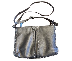 Brighton Pretty Tough Crossbody Purse Pewter Rex Leather Silver Studs Pebble - Picture 1 of 20