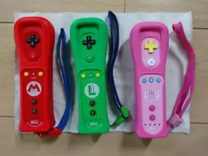 Nintendo Wii U Remote Plus Mario Luigi Peach Wireless Motion Controller - Picture 1 of 4