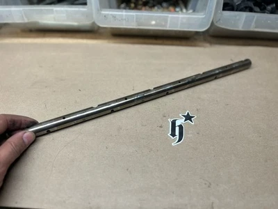 04-08 Acura TSX K24a2 Rocker Shaft  - Image 1 of 3