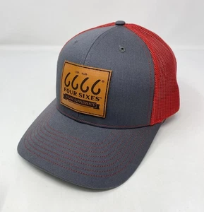 Four Sixes 6666 (Suplementos equinos) rojo gris sombrero de camionero parche de gorra SnapBack - Imagen 1 de 8