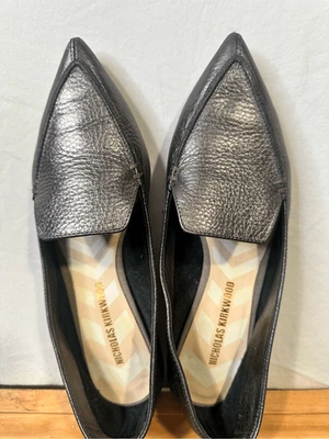 Mocasines Nicholas Kirkwood de cuero plateado - talla 36,5 (6,5) Foto 1 de 4