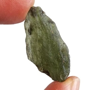Moldavite Green Tektite Czech Republic 3.80 grams. - Picture 1 of 3