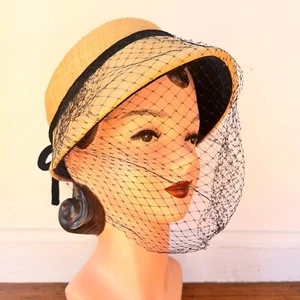 ROOS BROS 50s 1950’s Vintage Black Velvet & Netting Veiled Tan Straw Bucket Hat - Picture 1 of 15