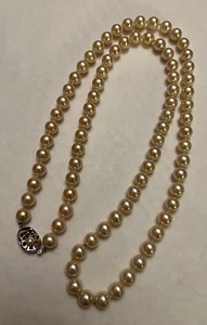 Vintage Pearl Bead Necklace 30 Inches Long ๐ - Picture 1 of 4
