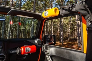JK/ JKU Water Bottle Holder for Jeep Wrangler - Picture 1 of 12