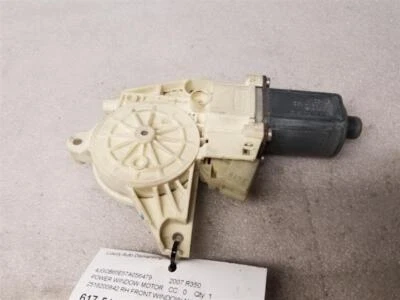 2010 -15 Mercedes-Benz R350 - правое переднее стекло двигателя - 2518200842 - R326552 - Изображение 1 из 4