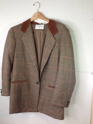 Vintage International Scene Brown Green Plaid Wool Boyfriend Blazer - Image 1 of 3