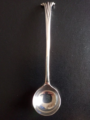 Georgian White Metal Onslow Pattern Condiment Spoon - Image 1 of 4