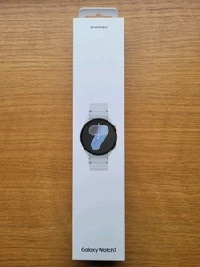 Samsung Galaxy Watch 7 (Bluetooth) 44mm Silver Sport Band Brand New Sealed - Zdjęcie 1 z 2