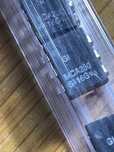 A lot of FIVE (5) DALLAS DS1232 , Micro-controller monitor in a PDIP8 - Picture 1 of 2