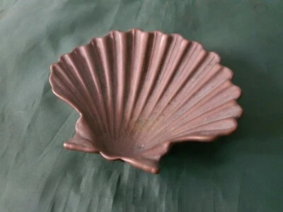 Cigarette ashtray brass vintage similar SHELL 1904/09 gasoline Ferrari Formula - Image 1 of 4