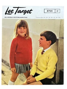Original VTG Lee Target Knitting Pattern 8721 Crew & V-Neck Sweaters DK 24-36” - Picture 1 of 2