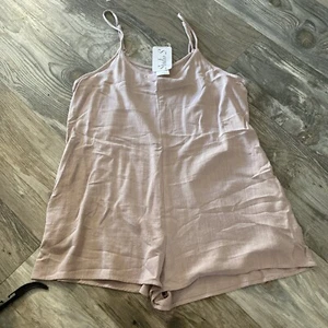 NWT By Together Romper Beige Sleeveless Pockets Spaghetti Straps M - Picture 1 of 12