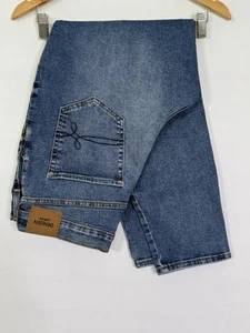 Levis Womans Size 32/15 Denizen Jeans Mom Style Slim Fit New No Tags Retro - Picture 1 of 14