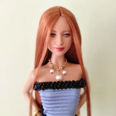 BARBIE BASICS REPAINT + OUTFIT MODEL DOLLS MATTEL COLLECTION  - Immagine 1 di 4