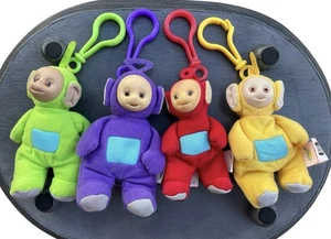Menge 4 Teletubbies Plüsch Schlüsselanhänger Burger King Laalaa Po Tinky Winky Dipsy - Bild 1 von 4