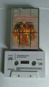 Various Artists: The Christmas Album Music Cassette - 462/21 - Picture 1 of 3