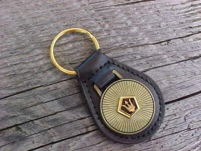CHRYSLER TC MASERATI ANTIQUE GOLD LEATHER KEY FOB NOS Hi-QUALITY KEY HOLDER - Image 1 of 4