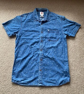 Camisa de mezclilla de manga corta con botones Quiksilver para hombre - Calce ajustado - L - En muy buena condición Foto 1 de 4