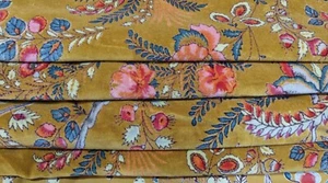 Luxury Indian Floral Print Soft Velvet Fabric Upholstery Dressmaking Sewing Boho - Picture 1 of 8
