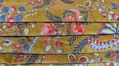 Luxury Indian Floral Print Soft Velvet Fabric Upholstery Dressmaking Sewing Boho - Image 1 of 4
