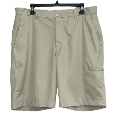 Pantalones cortos de golf Alan River para hombre caqui talla 36 chinos frente plano Foto 1 de 4