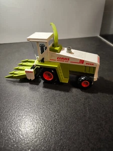 Claas Jaguar 695 Mega Feldhäcksler/Häcksler 1:32 - Bild 1 von 3