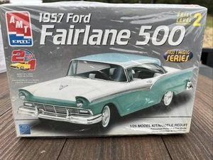 VINTAGE AMT ERTL 1957 FORD FAIRLANE 500 1:25 MODEL KIT NEW DC60 - Picture 1 of 3