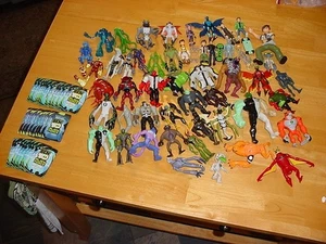huge lot(52) BEN 10 action figures + cards - Picture 1 of 8