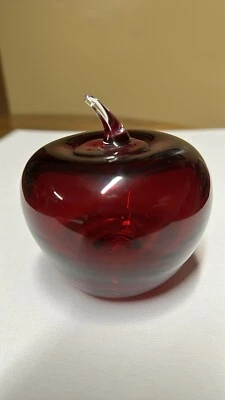 Vintage Blenko Hand Blown Art Glass Red Apple Paperweight BEAUTIFUL CONDITION! - Image 1 of 4