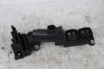 ОРИГИНАЛЬНАЯ ПОЛОЖИТЕЛЬНАЯ КЛЕММНАЯ ТОЧКА ЗАПУСКА АККУМУЛЯТОРА 2017–2019 BMW 750i G12 9339828 - Изображение 1 из 4