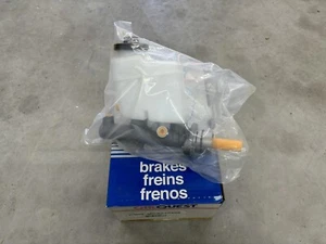 Brake Master Cylinder M630560 For 2004-2006 Toyota Camry - Picture 1 of 3