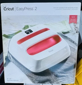Brandneu Versiegelt Cricut Easypress 2 2005432 9”X9” Hitze Presse Maschine-Himbeere - Bild 1 von 1