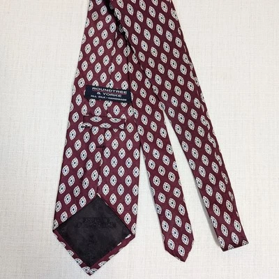Roundtree & Yorke Tie 100% Silk Burgundy Geometric Men's Necktie Handmade in USA - Image 1 of 4