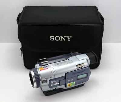 SONY HANDYCAM DCR-TRV330E CAMCORDER VIDEO-8 / HI8 / 8MM / DIGITAL-8 VIDEO CAMERA - Image 1 of 4