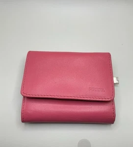 A Vintage Rare HTF Out Of Stock NWT Pink Leather Trifold Fossil Small Wallet - Picture 1 of 4