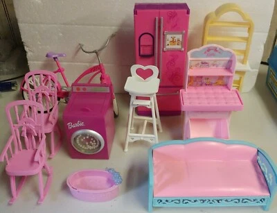 Lote Bicicleta Muebles Electrodomésticos Barbie 1995-2008 Foto 1 de 4