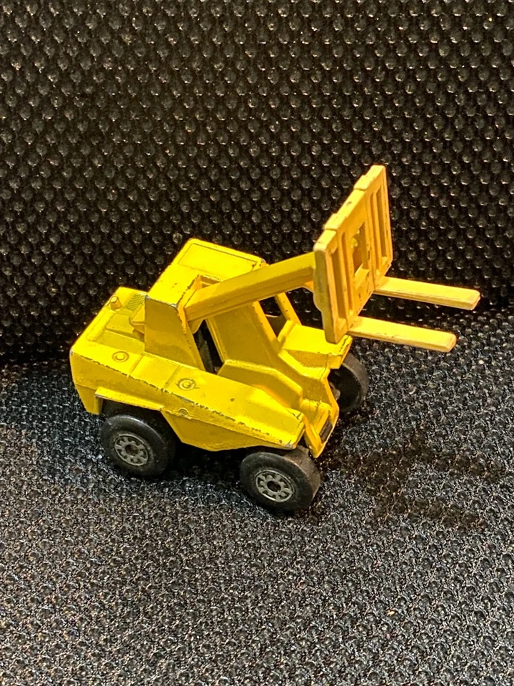 Modellino - MATCHBOX Superfast N°48 - Sambron Jacklift - Made in UK 1977 LESNEY - Immagine 1 di 1