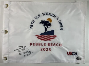 ROSE ZHANG SIGNIERT 78. US DAMEN OPEN GOLF PIN FLAGGE KIESELSTRAND 2023 BAS COA 8 - Bild 1 von 2