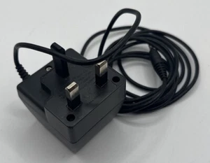 Original Genuine Nokia ACP-7X UK Wall Charger 3.5mm Pin 1100 2300 3110 3310 3510 - Picture 1 of 4