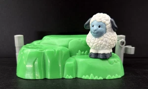 Fisher Price Little People Nativity Lil' Shepherds Green Hill with Sheep - Picture 1 of 8