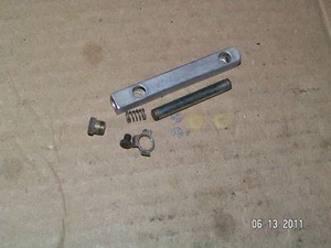 KAWASAKI KZ400 KZ 400 KEIHIN CARBURETOR CARB THROTTLE LINK ARM - Picture 1 of 1