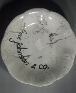J. Fred Johnson & Co. Kingsport, Tenn, Ceramic Trinket Dish 6 1/4 Inch Diameter - Bild 1 von 2