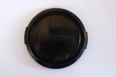 Olympus OM 49mm Lens Cap - Image 1 of 2